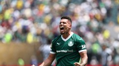 VIDEO: Štadión doslova vybuchol. Vypäté brazílske derby na MS klubov rozsekol skvelý Paulinho