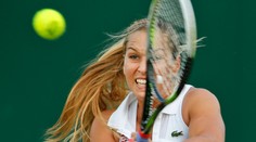 Cibulková postúpila do 3. kola dvojhry, v 3. sete otočila z 2:5