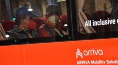 Masívny výpadok prímestkých autobusov v Bratislavskom kraji. Dopravca ponúka vodičom vysokú odmenu