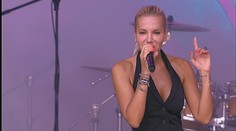 Sú najviac zadlženým mestom na Slovensku. Zlaté Moravce rozdeľuje honorár pre Daru Rolins