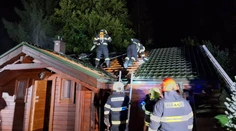 Nočná mora v Martine. Požiar zrubu spôsobil obrovskú škodu