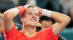 VIDEO: Český mladík sa v Miami postaral o senzáciu. Po triumfe nad Djokovičom sa súperovi poďakoval