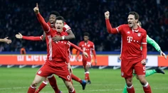Lewandowski zachránil Bayernu bod v zápase s Pekaríkovou Herthou