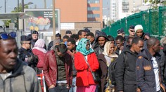 Austrália opäť otvorí kontroverzný internačný tábor pre migrantov