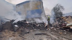 Ľudia pri Zvolene prišli o strechu nad hlavou: Utekali pred plameňmi, ktoré šľahali do výšky niekoľkých metrov