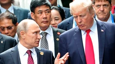 Putin ľutuje, že sa vo Vietname oficiálne nestretol s Trumpom