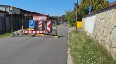 Obyvatelia Žiliny svojpomocne bojujú s tranzitnou dopravou. Na cesty kladú vlastné zátarasy