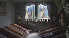 Takto funguje biznis s mŕtvymi na Slovensku. Zapletení sú do neho aj zdravotníci