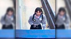 Polícia zadržala a obvinila zo siedmich vrážd strelca zo Chicaga. Utiecť chcel v ženských šatách