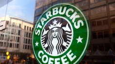 Starbucks zaviedol na Slovensku veľkú novinku. Obľúbenú tradíciu tlačí do úzadia