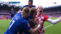 Kto je tu navyše? Neuvedomili si to najskôr ani futbalisti