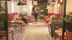 Parlament schválil nižšiu DPH na gastro aj vleky