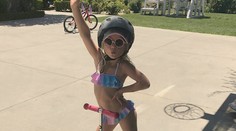 Neprehnala to? Fotky päťročnej dcéry Jessicy Simpson pobúrili internet