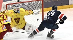 Extraliga: Trenčín prestrihol víťaznú šnúru Slovana, Poprad otočil. Až tri duely museli rozlúsknuť nájazdy