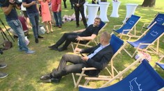 V areáli Bratislavského hradu vzniká oddychová zóna, ležadlá môžete využiť aj na piknik