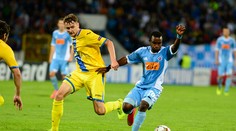 Žilina stále lídrom, Slovan remizoval