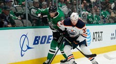 Víťazný návrat Sekeru, Tampa nedala šancu Philadelphii, Dallas zastavil bodovú sériu McDavida