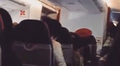 Mysleli si, že sú to ich posledné chvíle života. Lietadlo sa triaslo ako práčka