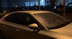 Čierny deň pre Roberta Fica: Okrem obvinenia mu neznámy páchateľ aj rozbil auto