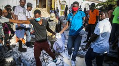 Počet obetí zemetrasenia na Haiti stúpol na 1419