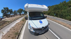 Karavanom po Slovensku: Štáb Markízy pokračuje v letnej ceste, vyskúšal si aj adrenalínovú jazdu cez koruny stromov