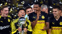 Nemecký superpohár ukoristil Dortmund, Neuera v bránke Bayernu prekonal Alcacer aj Sancho