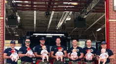 Hasičský babyboom: Siedmim kolegom sa v priebehu pár mesiacov narodilo sedem detí