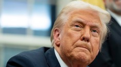 Trump oficiálne ruší všetky sankcie uvalené na Sýriu. Dúfa, že jej nová vláda bude úspešná