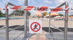 Bufety zívajú prázdnotou, prevádzky počítajú straty. Bazény v Štúrove zostanú zatvorené až do opätovného odberu vzoriek