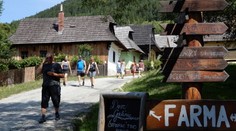 Vo Vlkolínci pýtajú vstupné dva rôzne tábory. Nevedia sa dohodnúť na rozdelení peňazí