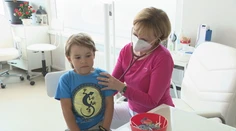 Liečiť ich mohli na diaľku, po novom budú musieť prísť do ambulancie. Systém ospravedlňovania žiakov pocítia aj pediatri