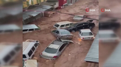 VIDEO: Nedávno čelili zemetraseniu, teraz bojujú so záplavami. Z Turecka hlásia obete