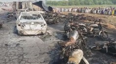 Počet obetí požiaru cisterny s palivom v Pakistane sa zvýšil na 157