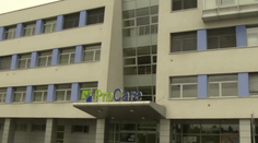 Ľudia sa sťažujú, že musia platiť u lekára. Skúmali sme, ako to reálne funguje