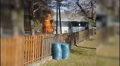 Autobus plný detí začal horieť pri Prešove. Našťastie iba pár metrov od hasičov