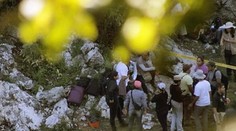 Mexické úrady začali s exhumáciou desiatok tiel nájdených v masovom hrobe