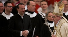 Pápež poprosil o odpustenie za prenasledovanie iných kresťanov katolíkmi