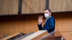 Cesta Matoviča búra mýty o „odstúpení“ expremiéra, tvrdí to poslanec Valášek