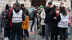 Virológ Klempa: Lockdown pre nezaočkovaných v Rakúsku pomáha aj Slovensku