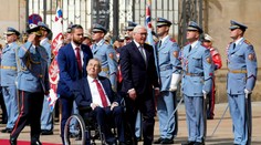 Český prezident Zeman už môže prijímať návštevy. V nemocnici ho navštívi aj Čaputová