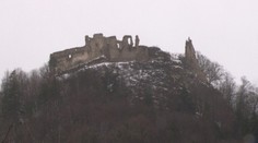 Matúšovo kráľovstvo sa rozpadá. V Považskej Bystrici zachraňujú hrad