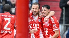 Bundesliga: Wolfsburg stratil vyhratý duel v závere. Bayern Mníchov oslavoval tesný triumf