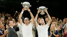 Američania Mike Bryan a Jack Sock sa stali víťazmi mužskej štvorhry na Wimbledone