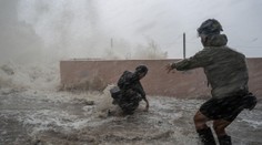 Supertajfún Ragasa ničí a zabíja: Plnou silou zasiahol Hongkong a Taiwan