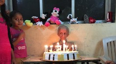 Všetkých prekvapil. Chlapec uväznený v tele starca oslávil 15. narodeniny