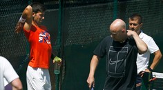 Agassi ostáva naďalej pri Djokovičovi