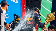 Veľká GALÉRIA: Británia priniesla zrod nového hrdinu. Špecifikom bolo natáčanie filmu priamo počas pretekov