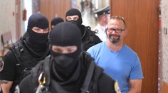 Mafián Dušan Borženský odsúdený za tri vraždy smeruje na slobodu. Pozrite si reakciu dcéry