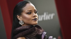 Rihanna na premiére filmu: Vyzerala ako pohrebná kvetina