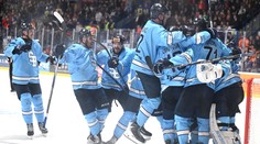 Košice si doma siedmy duel nevynútili, berú bronz. Slovan ide do finále aj vďaka hre bez brankára